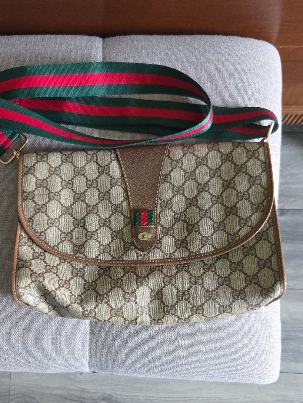 Gucci Beige GG Canvas Crossbody with Green-Red Web Strap
